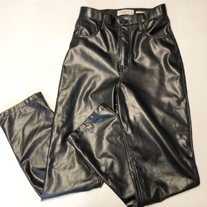 Abercrombie&fitch’90S straight ultra high rise jeans size 4/27